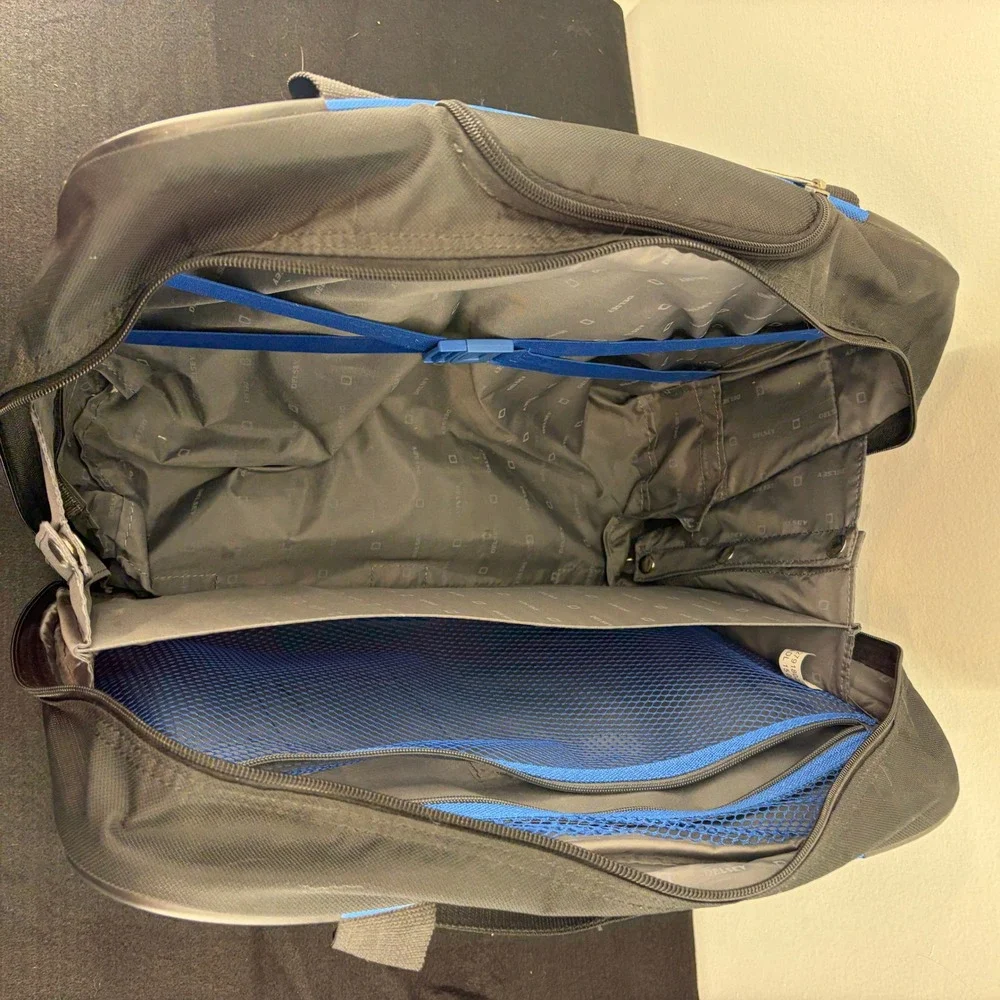 Delsey Air Spree 17in Trolley Tote Lightweight Rolling Carry On Bag Blue Handle